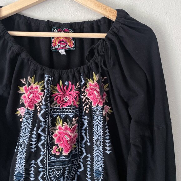 Johnny Was Davis Peasant Blouse Size M Boho Floral Embroidered - Picture 4 of 11